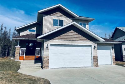 22 Park Pt, House detached with 4 bedrooms, 2 bathrooms and 3 parking in Whitecourt AB | Image 1