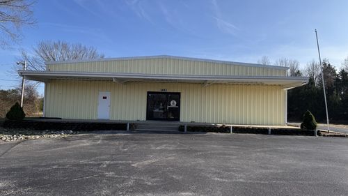 1683 Nashville Hwy, Lewisburg, TN, 37091-2948 | Card Image