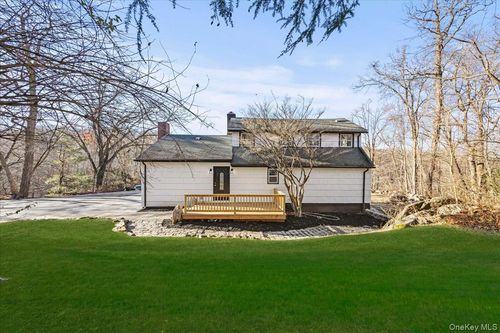 144 Old Lake St, West Harrison, NY, 10604-1611 | Card Image