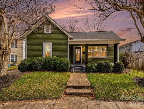 506 Campus St, Charlotte, NC, 28216-5308 | Card Image