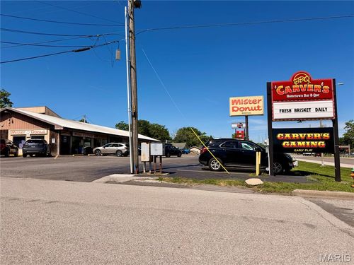 2720 Grovelin St, Godfrey, IL, 62035-3300 | Card Image