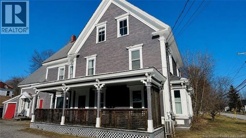 132 Broadway St, Woodstock, NB, E7M1C2 | Card Image