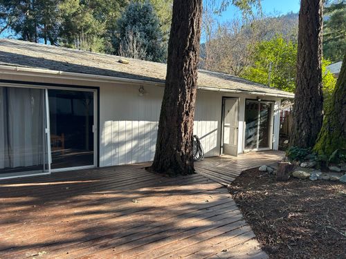 165 Moccasin Dr, Willow Creek, CA, 95573 | Card Image