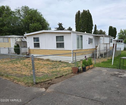 4803 Ahtanum Rd, Yakima, WA, 98903-1057 | Card Image