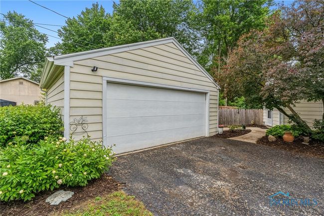 6727 Pelton Dr, House other with 3 bedrooms, 2 bathrooms and 2 parking in Whitehouse OH | Image 41