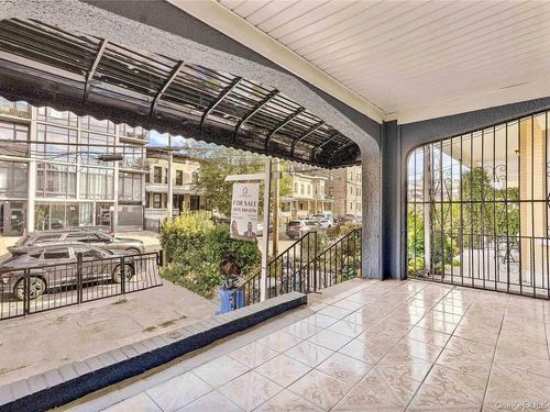 1462 New York Ave, Brooklyn, NY, 11210-1649 | Card Image