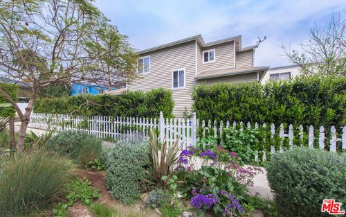 914 5th Ave, Venice, CA, 90291-3034 | Card Image
