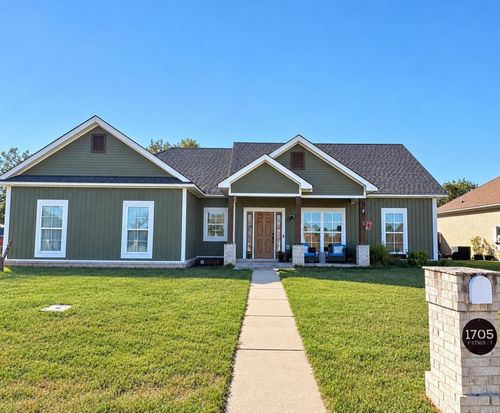 1705 Potter Street, Conway, AR, 72106 | Card Image