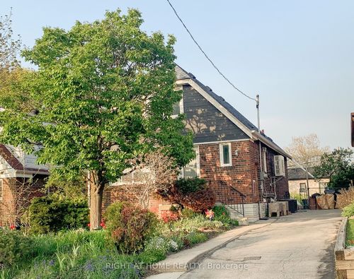 basement-75 Binswood Ave, East York, ON, M4C3N8 | Card Image