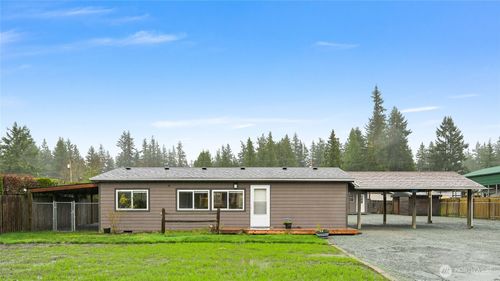 9392 Thresher Ave, Sedro Woolley, WA, 98284-1345 | Card Image