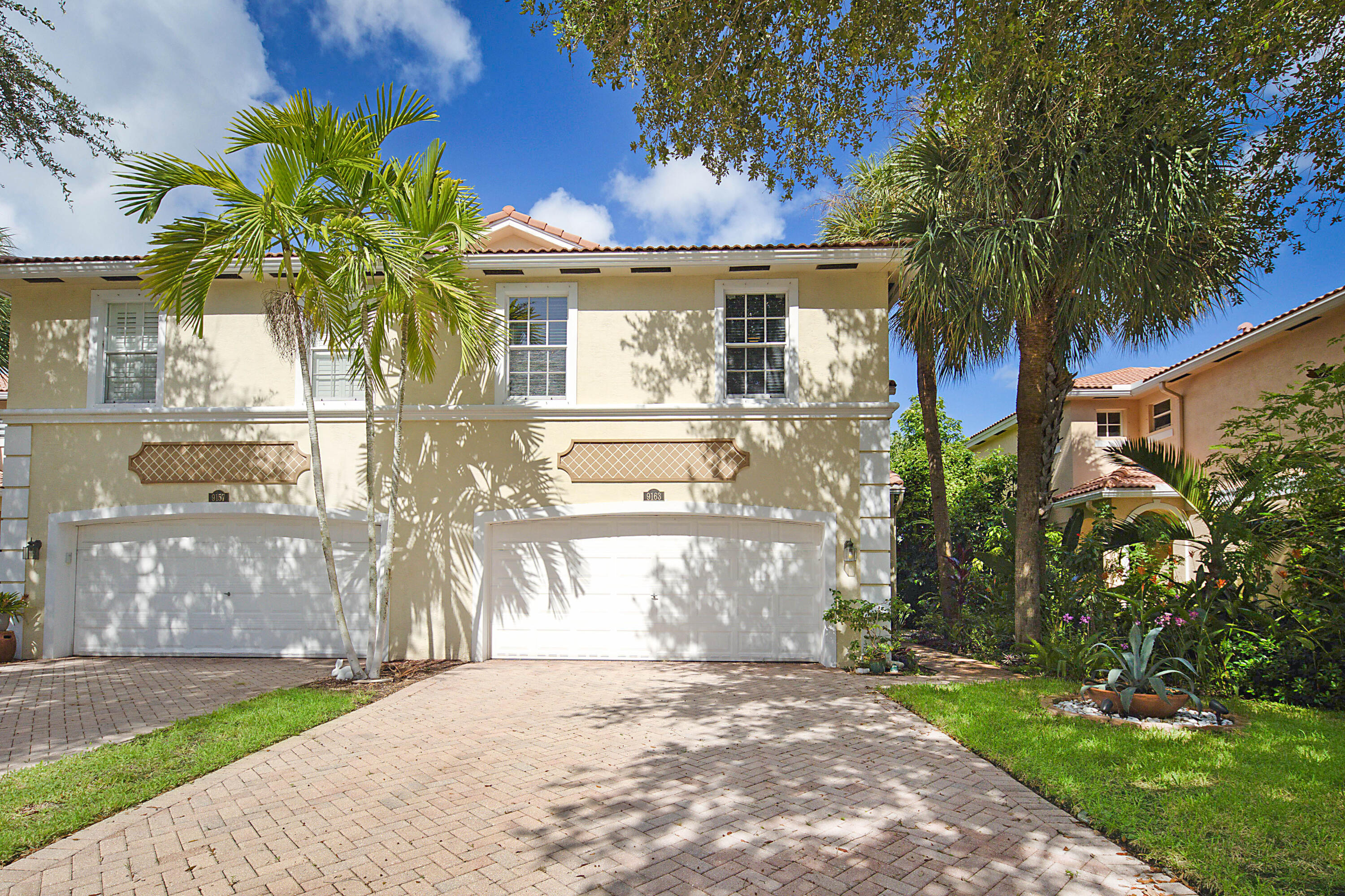 Villa Palma Ln, West Palm Beach, FL 33418