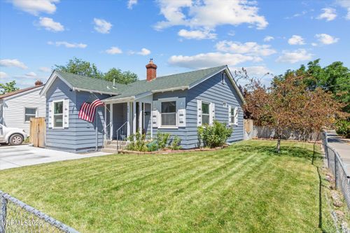 545 Claremont St, Reno, NV, 89502-2594 | Card Image