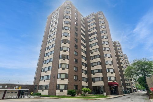 727-7337 S South Shore Drive, Chicago, IL, 60649 | Card Image