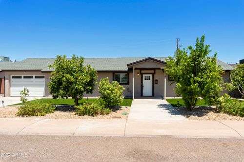 1826 W Oraibi Dr, Phoenix, AZ, 85027-4509 | Card Image