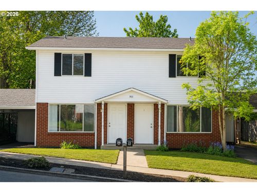 911 W 29th St, Vancouver, WA, 98660-2176 | Card Image