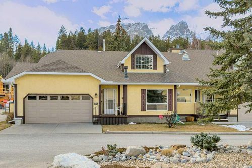 35-216 Three Sisters Dr, Canmore, AB, T1W2M2 | Card Image