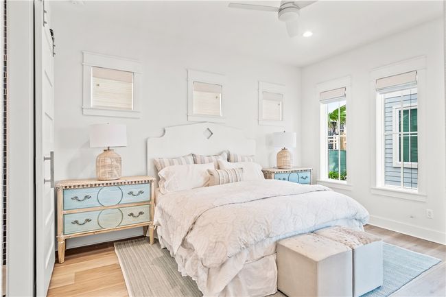 219 Escape St, House other with 4 bedrooms, 5 bathrooms and null parking in Port Aransas TX | Image 15