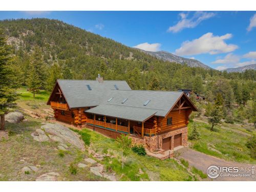 95 Choctaw Rd, Lyons, CO, 80540-8109 | Card Image