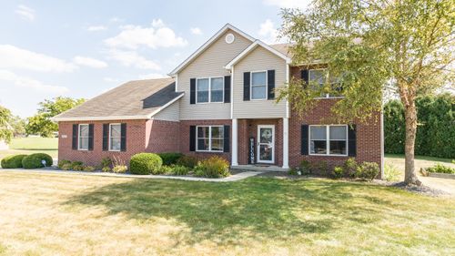6933 Knoll Crest Way, Pendleton, IN, 46064-8690 | Card Image
