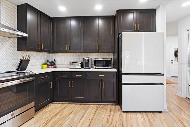 2556 Arborwood Dr, House other with 4 bedrooms, 2 bathrooms and null parking in Valrico FL | Image 13