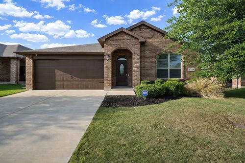 2632 Gains Mill Dr, Fort Worth, TX, 76123-2211 | Card Image