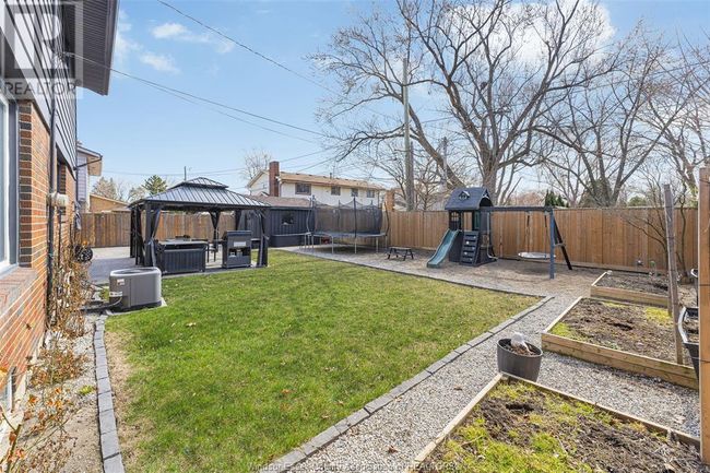 1565 Villa Maria Blvd S, House other with 4 bedrooms, 2 bathrooms and null parking in Windsor ON | Image 20