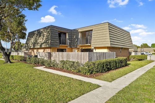 2206 22nd Way, West Palm Beach, FL, 33407-6631 | Card Image