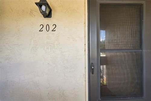 3-202-2400 Winding Creek Blvd, CLEARWATER, FL, 33761-2530 | Card Image