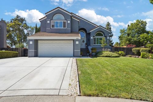 1105 Coulter Court, Fairfield, CA, 94533 | Card Image