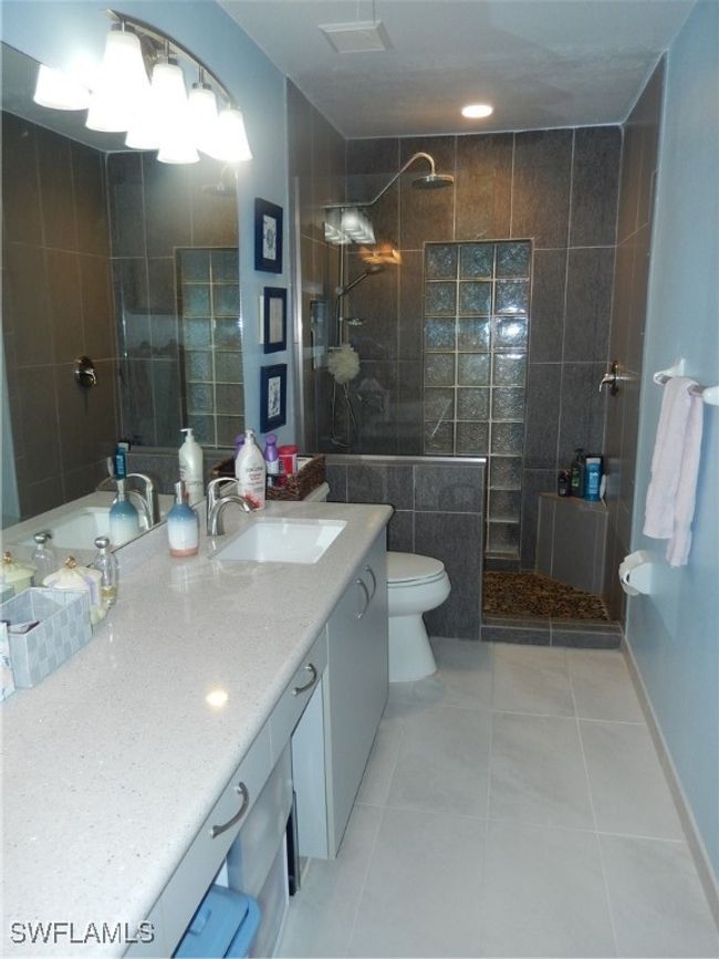 902 Mcgregor Park Cir, House attached with 2 bedrooms, 2 bathrooms and null parking in FORT MYERS FL | Image 29