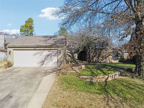 8-3305 E 68th Place, Tulsa, OK, 74136 | Card Image