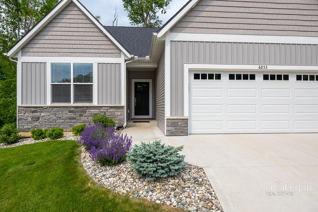 6853 Loggers Ridge Run, House other with 3 bedrooms, 3 bathrooms and null parking in Caledonia MI | Image 32