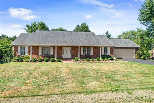 316 Polar Ln, Salem, VA, 24153-2852 | Card Image
