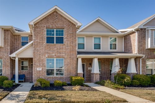 3329 Cricket Dr, Denton, TX, 76207-1728 | Card Image