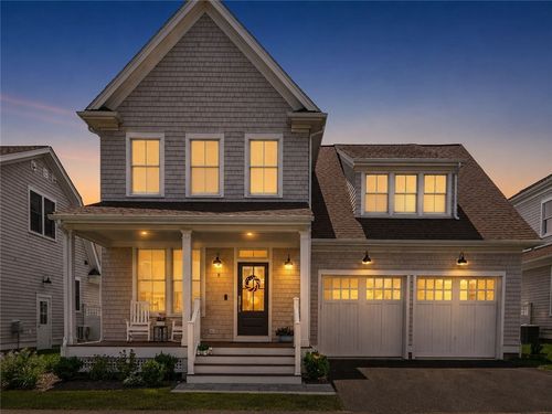 8 Lookout Lane, Portsmouth, RI, 02871 | Card Image