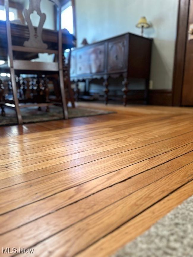 Hardwood Floors | Image 9