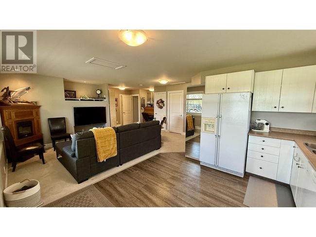 4828 Hamilton Rd, House other with 3 bedrooms, 3 bathrooms and null parking in Lac La Hache BC | Image 18