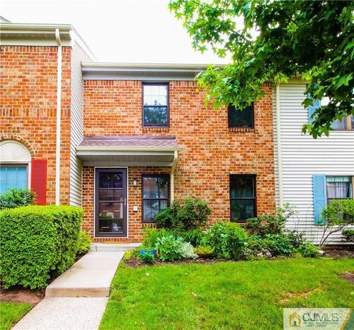 123 Pear Tree Ln, FRANKLIN PARK, NJ, 08823-1405 | Card Image