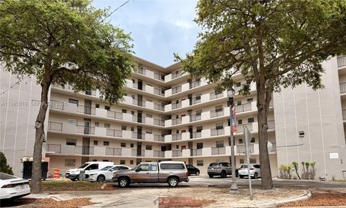 apt-406-16410 Miami Dr, North Miami Beach, FL, 33162-4021 | Card Image