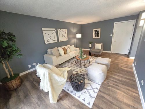 310-2375 S Linden Ct, Denver, CO, 80222-6424 | Card Image