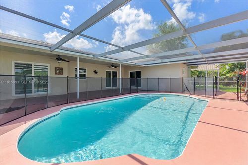 3880 Coral Hills Dr, Coral Springs, FL, 33065-2810 | Card Image
