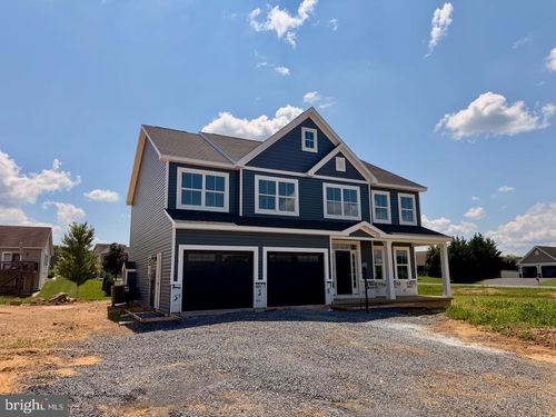 403 E Clarissa Dr, SHIPPENSBURG, PA, 17257-5606 | Card Image