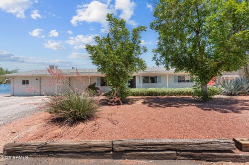 589 N Jackson Street, Wickenburg, AZ, 85390 | Card Image