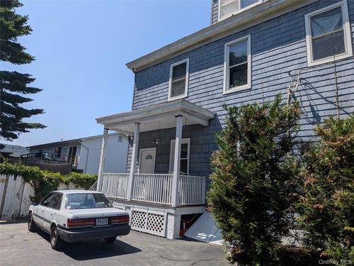 2 Wayne Ave, West Haverstraw, NY, 10993-1223 | Card Image