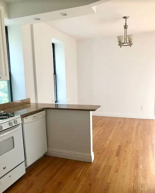 3s-401 E 90th St, New York, NY, 10128-5118 | Card Image