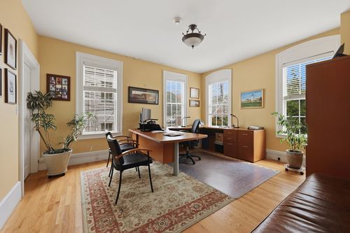 6-39 State St, Newburyport, MA, 01950-6609 | Card Image