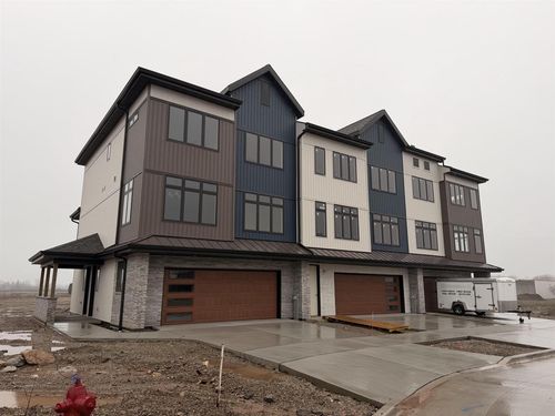 385 Satori Trail, KIMBERLY, WI, 54136 | Card Image