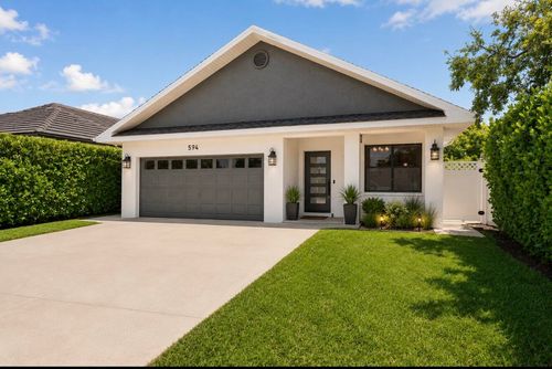 594 108th Ave N, NAPLES, FL, 34108-1863 | Card Image