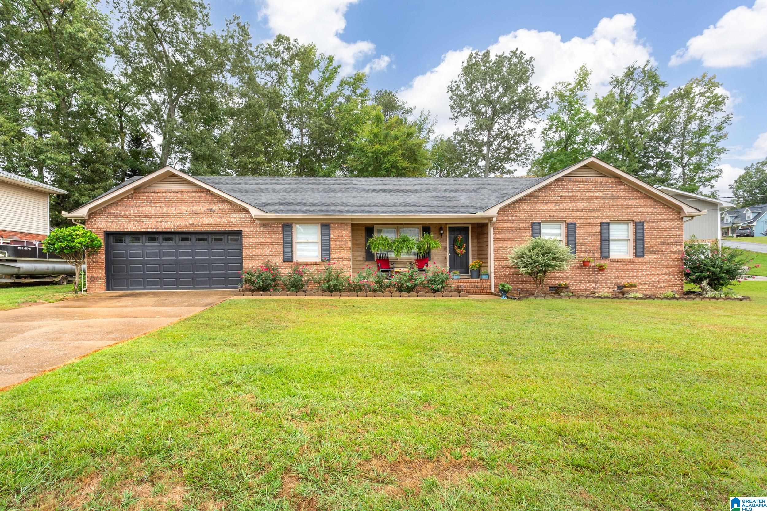 Winter Pl, Anniston, AL 36207