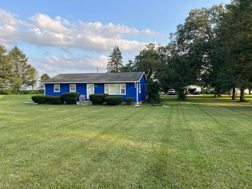 30390 Inwood Rd, North Liberty, IN, 46554-9604 | Card Image